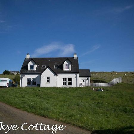 Cosy Skye Cottage Kingsburgh ภายนอก รูปภาพ