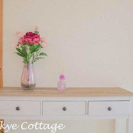 Cosy Skye Cottage Kingsburgh ภายนอก รูปภาพ