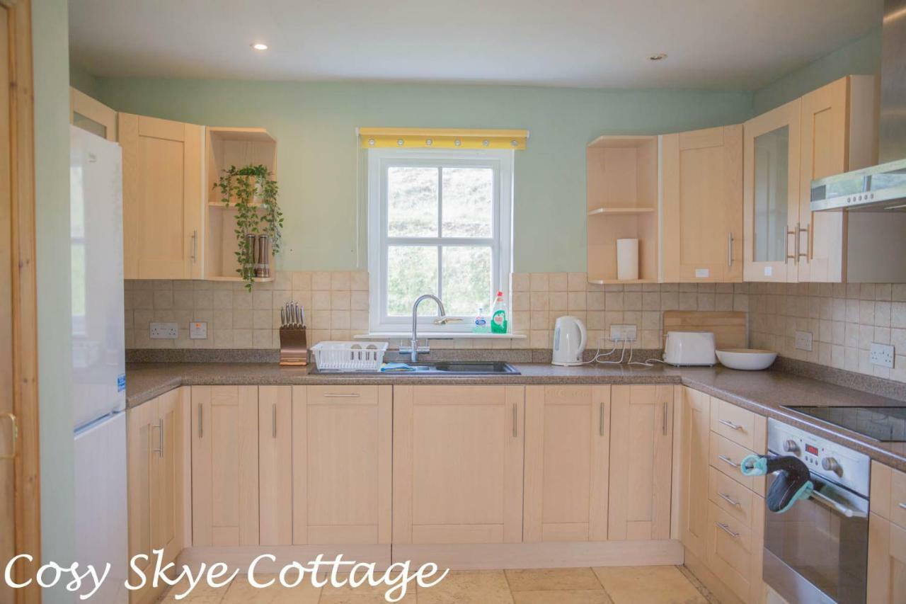 Cosy Skye Cottage Kingsburgh ภายนอก รูปภาพ
