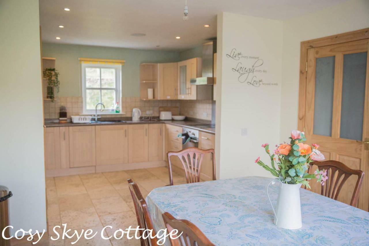 Cosy Skye Cottage Kingsburgh ภายนอก รูปภาพ